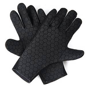 Surfing Glove